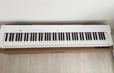 Yamaha electronic piano P-225WH P series 88 keys - Image 1 of 4