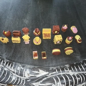 Shopkins Season 3- LOT OF 19 ULTRA RARE SHOPKINS, VANILLA/CHOCOLATE VARIANTS - Picture 1 of 1