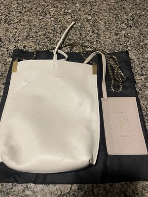 Saint Laurent Mini Suzanne Hobo Foto 1 de 4