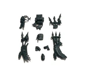 Mochila 40k Kill Team Blooded Traitor Guard, clavos de icono y bolsas brocas - Imagen 1 de 1