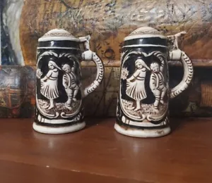 Salz Pfefferstreuer Vintage Keramik Deutscher Bierstein - Junge & Mädchen Tanzszene - Bild 1 von 8
