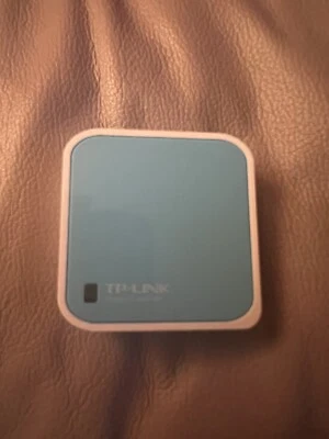 TP-Link TL-WR702N 150Mbps Wireless N Nano Router Home Wi-fi Network Networking - Image 1 of 4