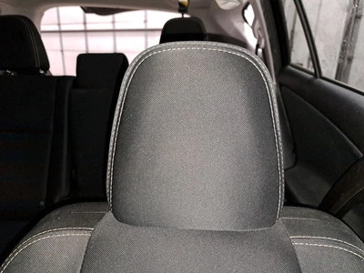 Reposacabezas delantero lado conductor Lh 2014 Rav 4 Sku#4052548 Foto 1 de 4