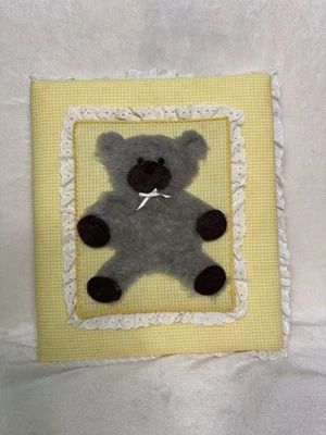 Vtg Handmade Fabric Photo Album Scrapbook. 80's Cottage Lace Teddy Yellow 11 Pgs - Image 1 of 4
