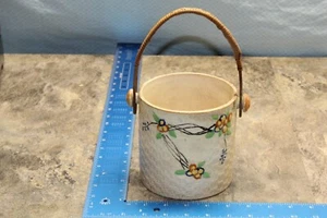 Vintage 1950s CERAMIC FLOWER BASKET MADE IN JAPAN 5" TALL 5" WIDE 6A2 - Picture 1 of 10