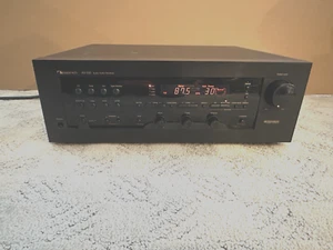 NAKAMICHI AV-500 Audio/Video Receiver Pro Logic No Remote - TESTED - Picture 1 of 9