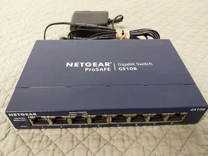 NETGEAR ProSafe GS108v4 8 Port Switch + AC Adapter - Picture 1 of 4
