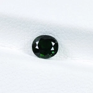 0.38 ct BEST GRADE MOZAMBIQUE DARK GREEN / NATURAL TOURMALINE - Oval Video !! - Picture 1 of 3