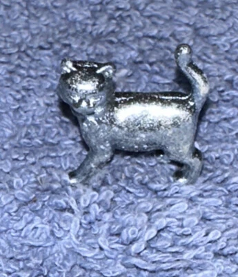 2013 Hasbro Monopoly Replacement Piece Token Kitty Cat - Image 1 of 2