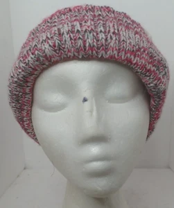 Warme Wintermütze mit Bommel rot schwarz-weiß OSFA Neu ohne Etikett - Bild 1 von 4