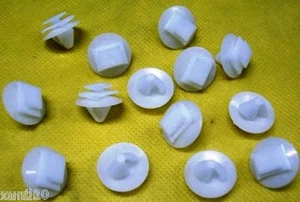 FIAT MULTIPLA 2004->> FIAT STILO CLIPS MOLLETTE FISSAGGIO MODANATURE LATERALI - Bild 1 von 1