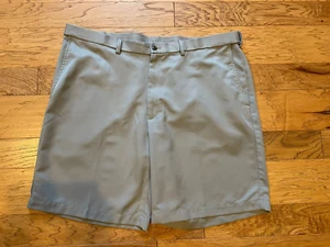 Haggar Clothing Shorts Mens 42 x 9 Gray Expandable Waist Flat Front Golf - Picture 1 of 9