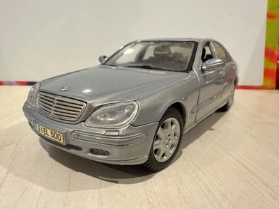 Maisto 1/26 Mercedes Benz S-class - Image 1 of 4