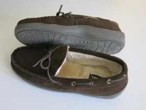 Clarks Brand Men's 9 Indoor Outdoor Slippers Dark Brown Comfort Quality - Picture 1 of 3