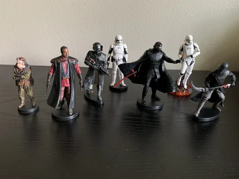 7 Disney Star Wars Figures Knights of Ren Action Cake Toppers Kylo Mandalorian Cover
