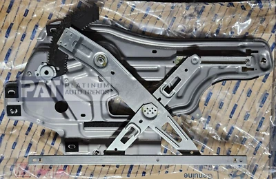 REGULADOR VENTANA PUERTA DELANTERA DERECHA ORIGINAL HYUNDAI SANTA FE 2001-2006, 82406-26000 Foto 1 de 3