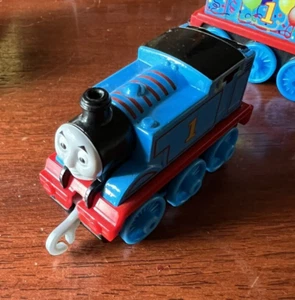 Thomas & Friends TrackMaster Push Along Diecast THOMAS - 2018 Mattel - Picture 1 of 3