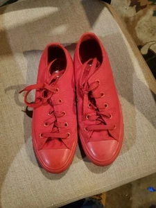 Converse Chuck Taylor Low Top Monochrome Red All Star Size Men's4 Women's 6 - Picture 1 of 2