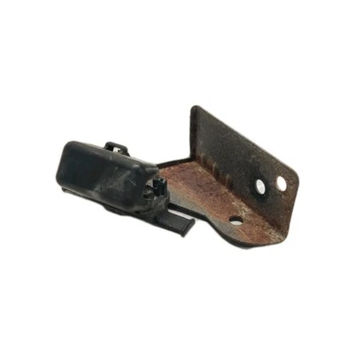 84-88 Toyota Pickup 4runner 22re Alternator Wire Junction Block  - Image 1 of 4