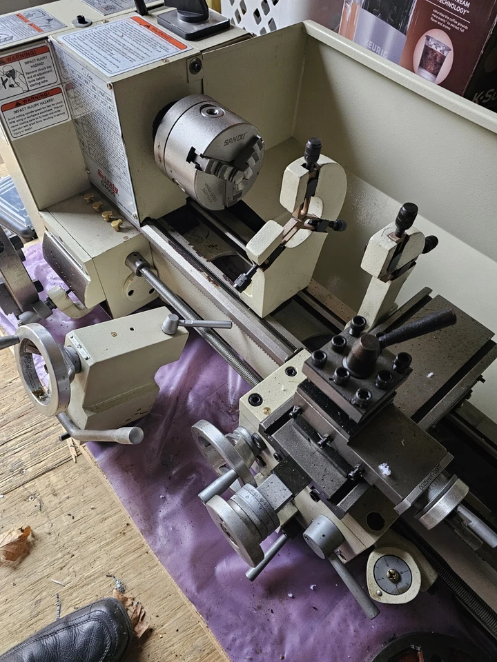 Grizzly G4000 - 9" x 19" Bench Lathe - Image 1 of 4