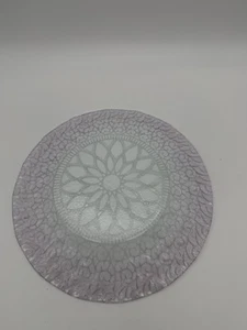 SYDENSTRICKER FUSED ART GLASS 8 INCH DIAMETER PINK & WHITE PLATE- LACE DESIGN - Picture 1 of 5