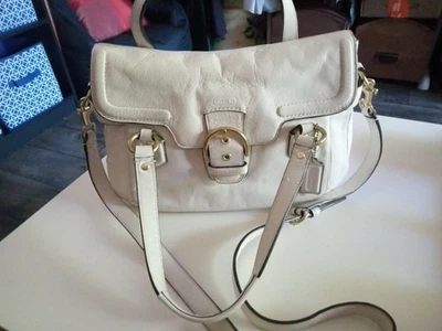 Cartera Coach, Bolso de Mano, Bandolera Beige Color Blanco, Herrajes Dorados. Foto 1 de 4