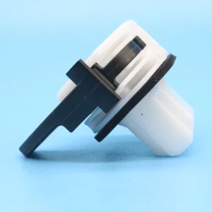 Rear Seat Clamp Clip For Tesla 1099583-00-C - Picture 1 of 5