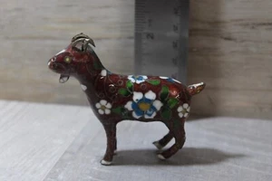 PAINTED METAL GOAT FIGURINE - DECORATION - Picture 1 of 3