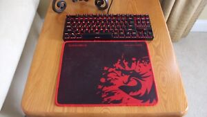 Redragon Gaming keyboard with Redragon mouse pad 