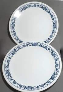 2 Vintage Corelle Blue Onion Old Town 8.5" Wide Luncheon Salad Plate By Corning - Picture 1 of 9