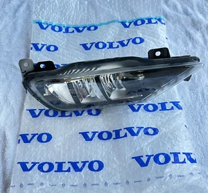 VOLVO S90 V90 V90 XC60 XC90 RIGHT RH LOG LAMP LIGHT 32337365 2016 - 2024 OEM - Picture 1 of 11