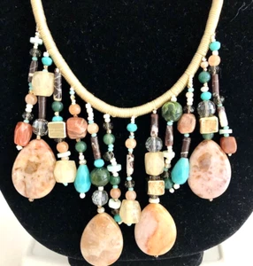 Collar llamativo colgante vintage de CHICO'S con piedras preciosas colgantes 34" de largo - Imagen 1 de 8