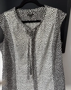 Talbots Sleeveless Top L Black &White Polka Dot Blouse Shirt - Picture 1 of 3