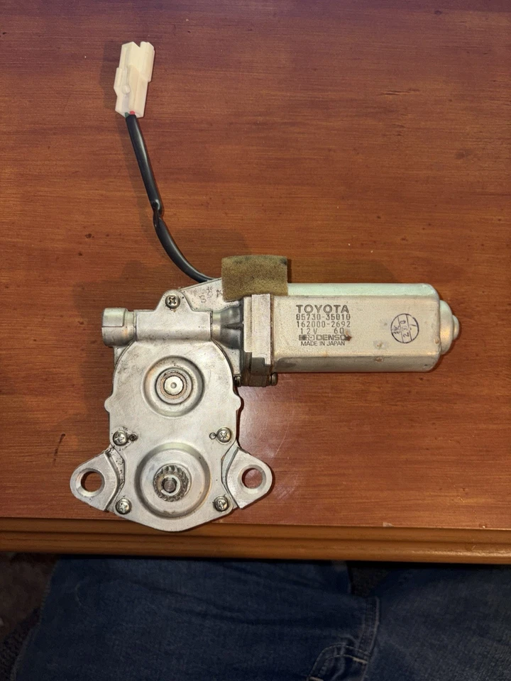 Toyota 4Runner 1992-1995 motor techo corredizo 85730-35010 fabricante de equipos originales usado Japón. Foto 1 de 4