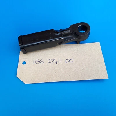 Yamaha XT500 MODELO ALEMÁN genuino FABRICANTE DE EQUIPOS ORIGINALES NUEVO DE LOTE ANTIGUO lado izquierdo reposapiés 1E6 27411 00 Foto 1 de 4