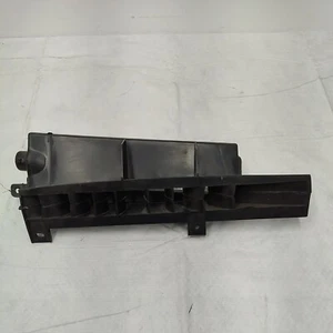 1997-2004 C5 Corvette Windshield Center Defroster Vent - Air Duct GM 10229414 - Picture 1 of 8