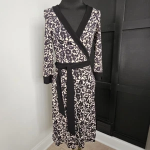 Abito floreale in perfette condizioni * Diane Von Furstenberg * donna 100% seta avvolgente 4 - Foto 1 di 9