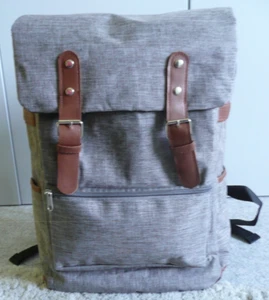 Rucksack - NEU - Damen / Herren - Freizeit, Arbeit, Reise - grau / braun - Bild 1 von 8