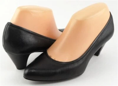 Zapatos de salón $250 BCBG MAXAZRIA PASSIEN de cuero negro de diseñador ITALIA WEAR to WORK 6,5 Foto 1 de 4