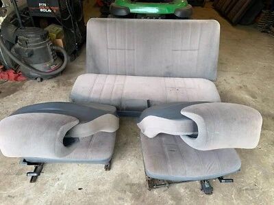 Juego de asientos delanteros y traseros Classic Saab 900 Hatchback 1981-1987 tela azul claro Foto 1 de 4