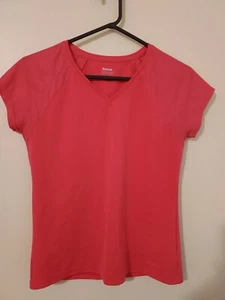 Reebok T Shirt Womens Medium Athletic Activewear Pink Mesh Sleeves - Picture 1 of 5