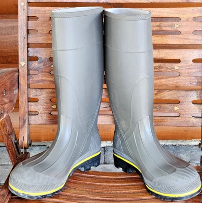 Steel Toed toe Rubber Work Boots Heavy duty SERVUS Mens 10 Honeywell USA - Image 1 of 4