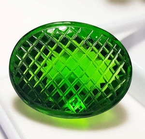 90 Ct Green (Peridot) Carving Cut Weeding Gifts Beautiful Top Quality 26x34x19m - Picture 1 of 8