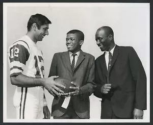 1966 Joe Namath, "Junger Superstar der New York Jets" frühes Foto - Bild 1 von 2