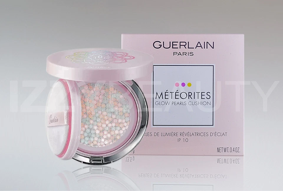 GUERLAIN Meteorites Glow Pearls Cushion Illuminating Pearls SPF 10 Makeup Primer - Image 1 of 2