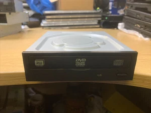 LiteOn iHAS124-04 WU DVD/CD ReWritable Drive RW DVD-R DL iHAS124-04 SATA (2) - Picture 1 of 7