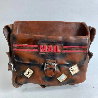 Bolsa de correo de jardín Serenity vintage soporte de correo colgante de Giftcraft Resin 2004 Foto 1 de 4