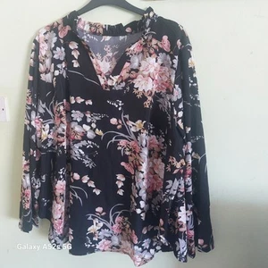 Ladies Plus Size 5XL (UK 26) Long Sleeved Blouse. Pretty Floral Pattern. New. - Picture 1 of 5