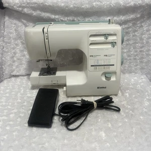 Vintage Kenmore Model 385 Sewing Machine with Foot Pedal/ Ac Power Cord Sears - Picture 1 of 16