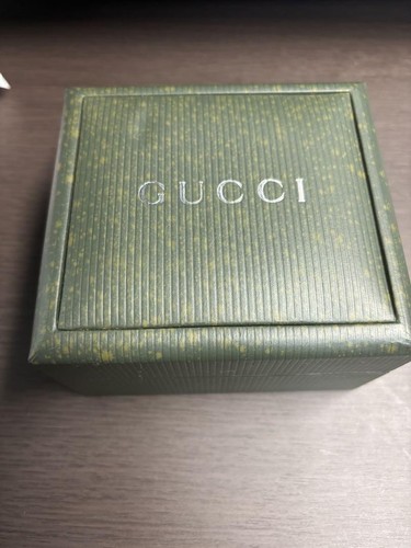 Orologio Gucci 6700L Acciaio Inox 6ATM Impermeabile Cristallo Zaffiro 